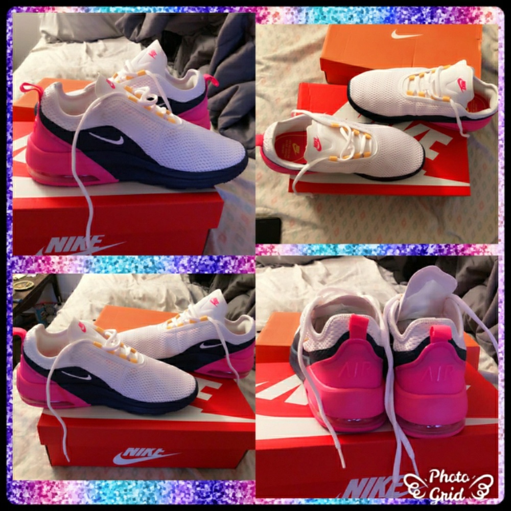 Women's Nike Motion 2 Air Max
